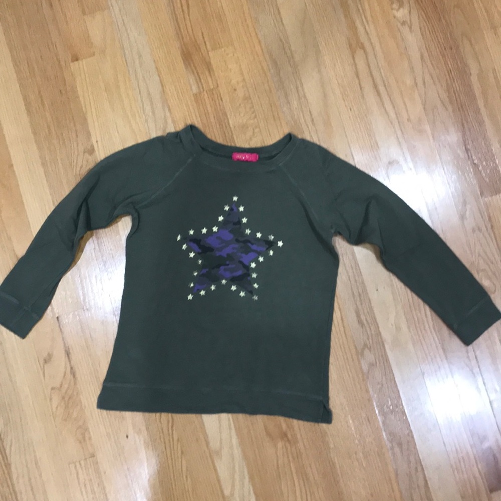 me. n. u kids army green sweatshirt XL (10-12)